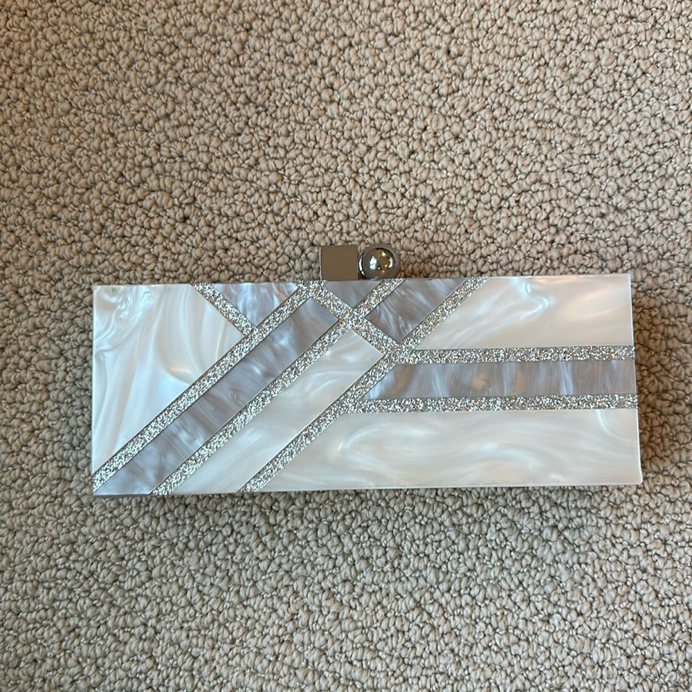 Zara Acrylic Pearl White & Silver Geometric Clutch! NWOT! Removable Strap!